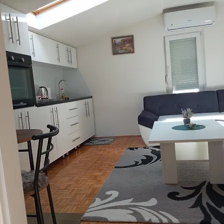 Cosy Jajce